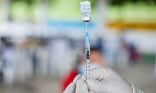 Copiii incep sa se vaccineze anti-COVID-19